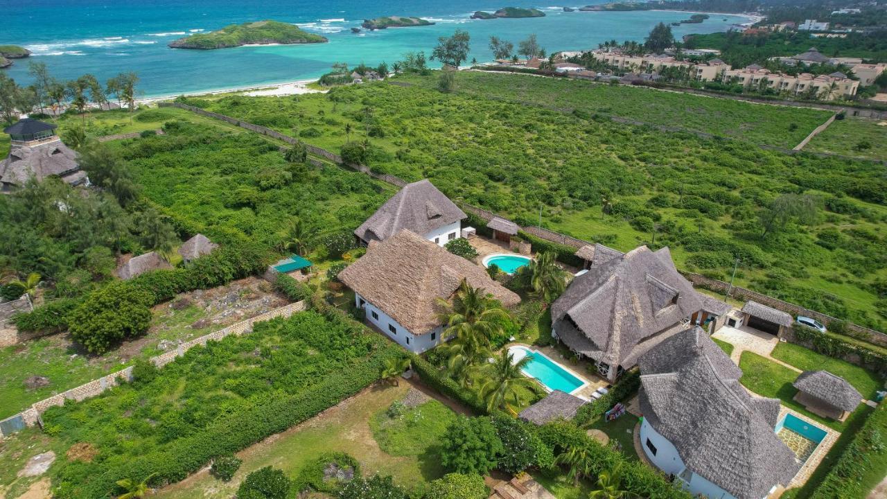 Bed and Breakfast Nyumba Ya Afrika à Watamu Extérieur photo