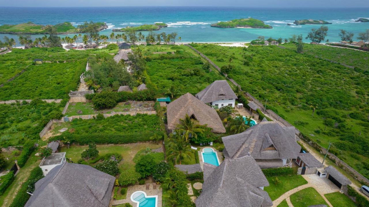 Bed and Breakfast Nyumba Ya Afrika à Watamu Extérieur photo