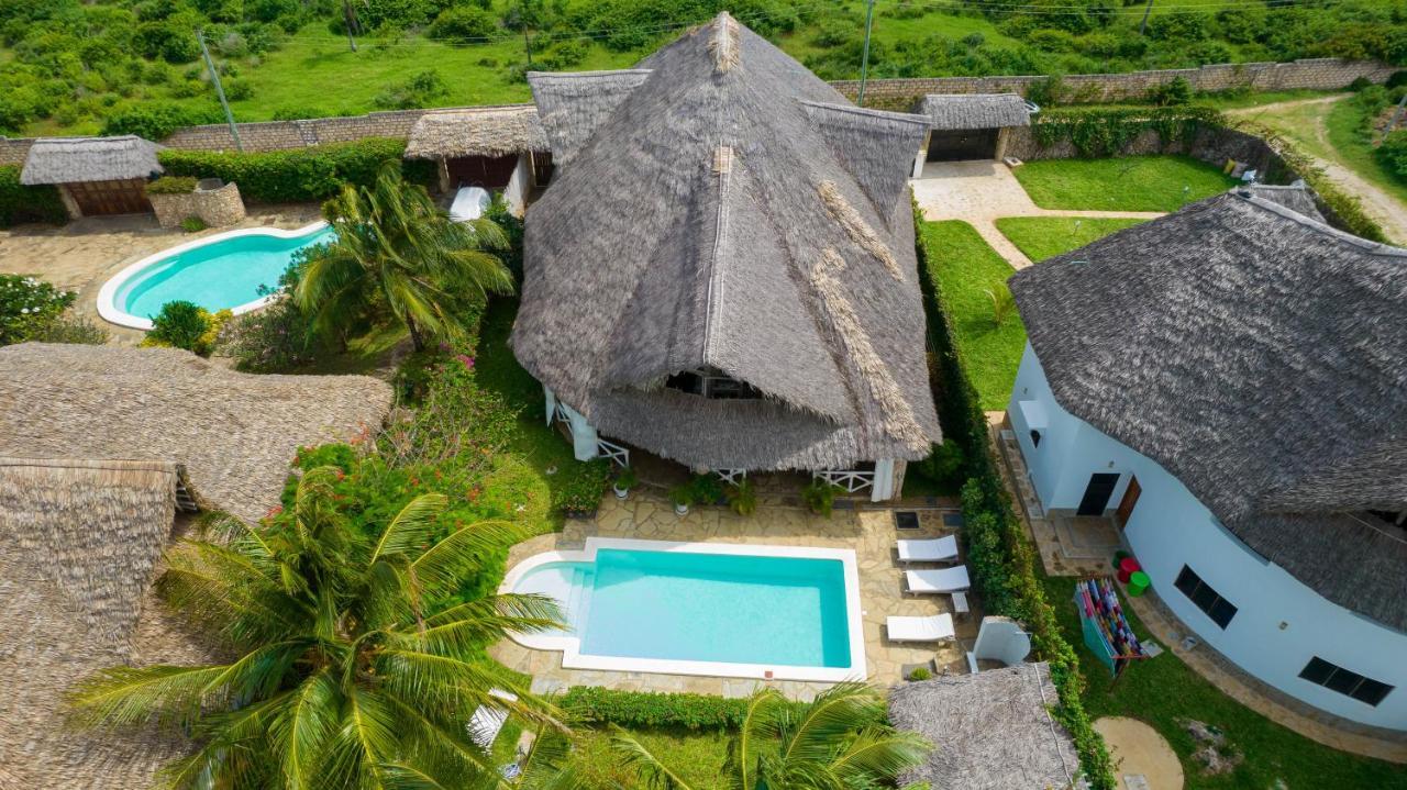 Bed and Breakfast Nyumba Ya Afrika à Watamu Extérieur photo